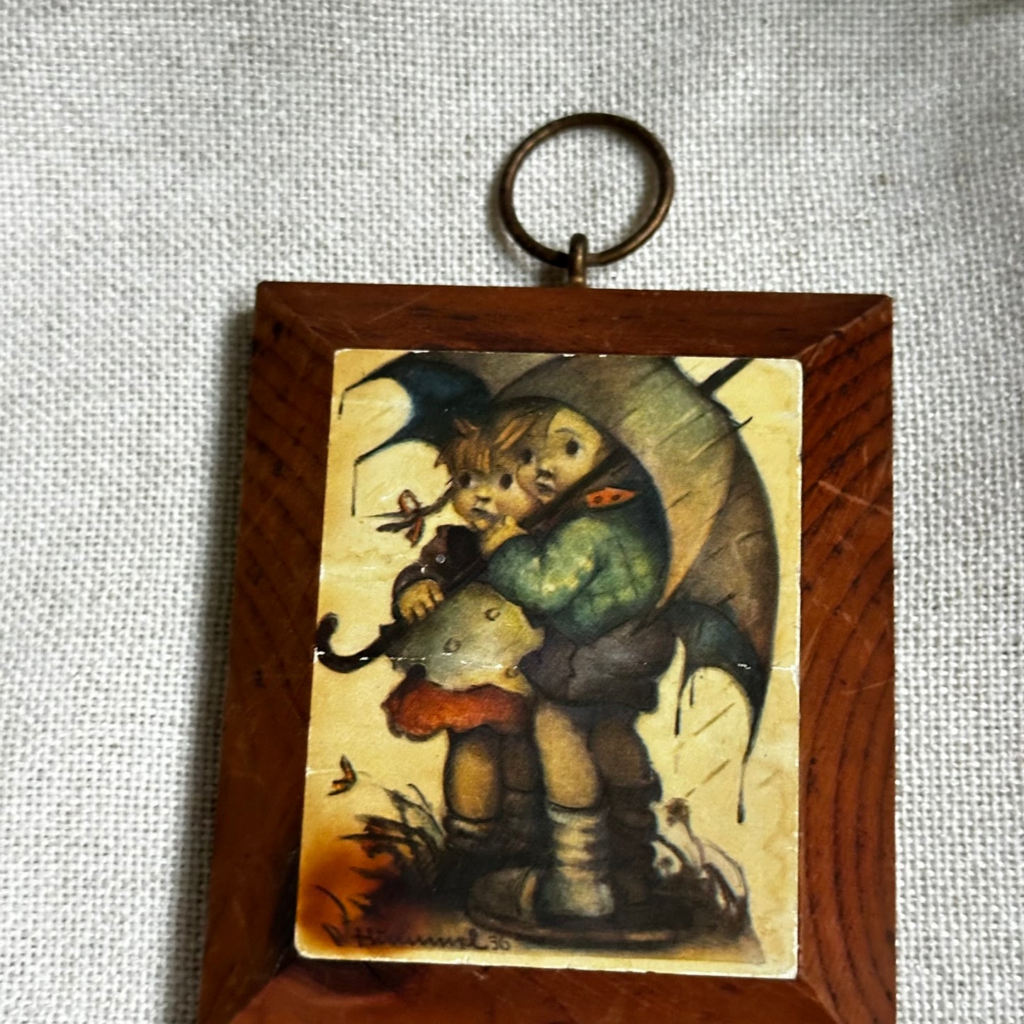 Vintage Hummel-Style Wood Plaque – Children with Umbrella, 5"x3.5"