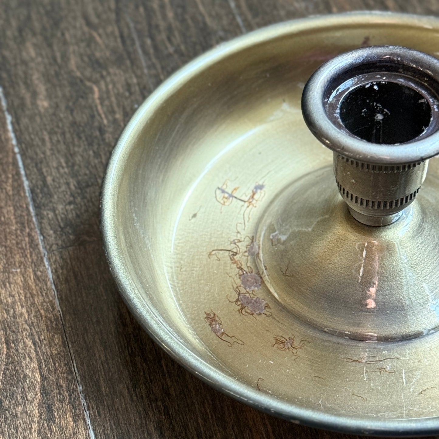 Vintage Chamberstick Candle Holder with Brass Finish | Loop Handle | Colonial-Style Taper Holder