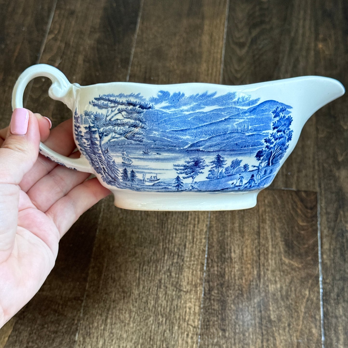 Liberty Blue Gravy Boat with Underplate | Historic Colonial Scenes | Staffordshire Transferware Made in England