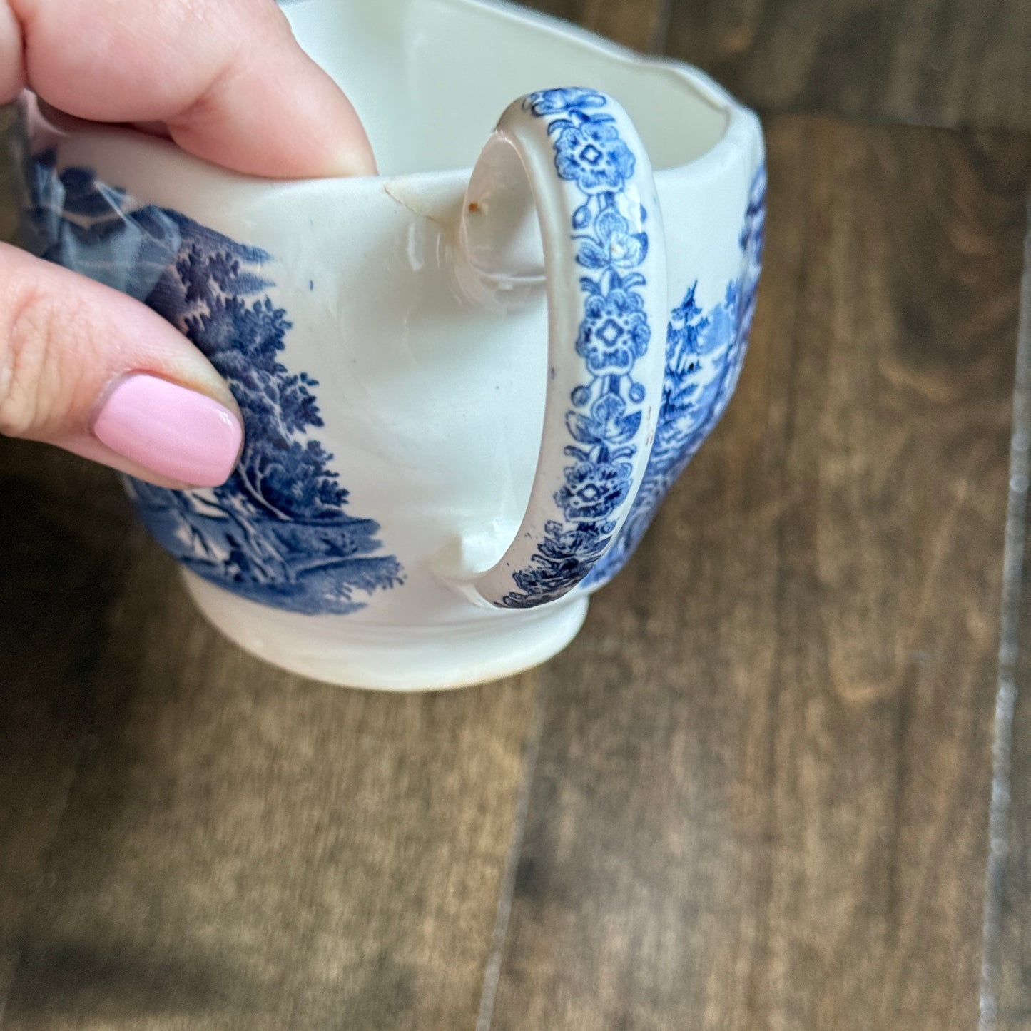 Liberty Blue Gravy Boat with Underplate | Historic Colonial Scenes | Staffordshire Transferware Made in England