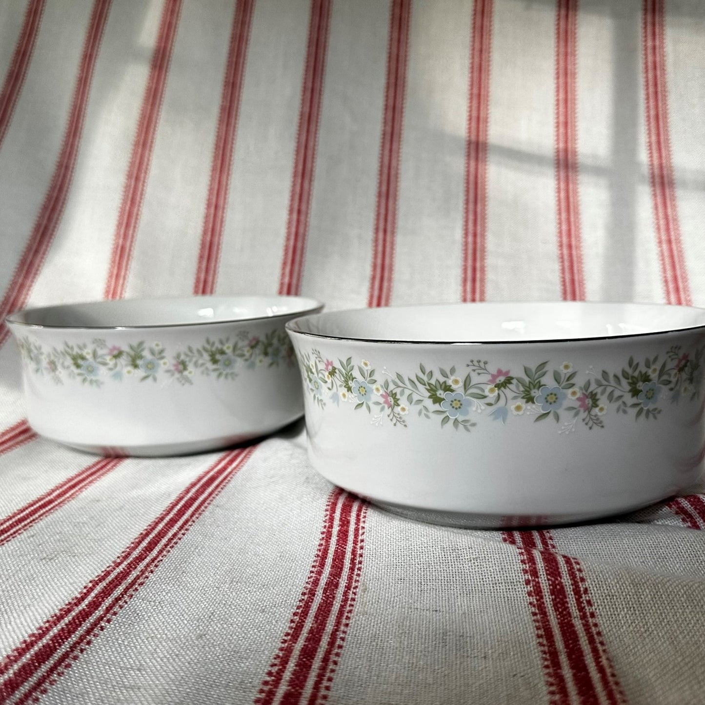 Johann Haviland Bavaria Germany Blue Garland Berry Bowl – Vintage Floral Silver Rim (Sold Individually )