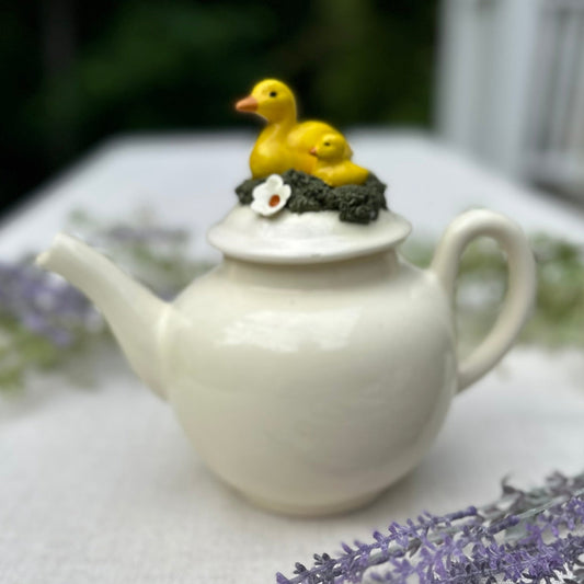 Vintage White Ceramic Teapot with Yellow Duck Lid |  Signed Pottery with Mother & Baby Duck Figurine | Spring Cottagecore Decor