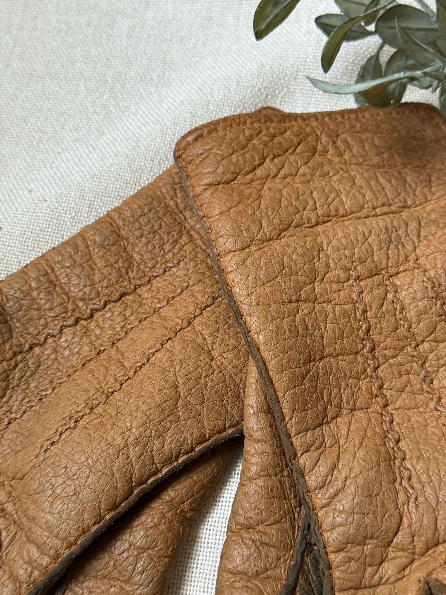 Vintage Ladies Leather Gloves | Soft Brown Pebbled Hide | Size Small
